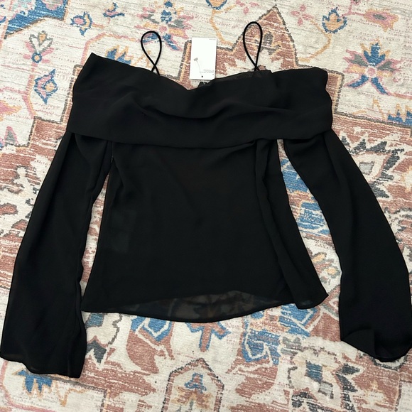 H&M off shoulder top - Picture 1 of 4